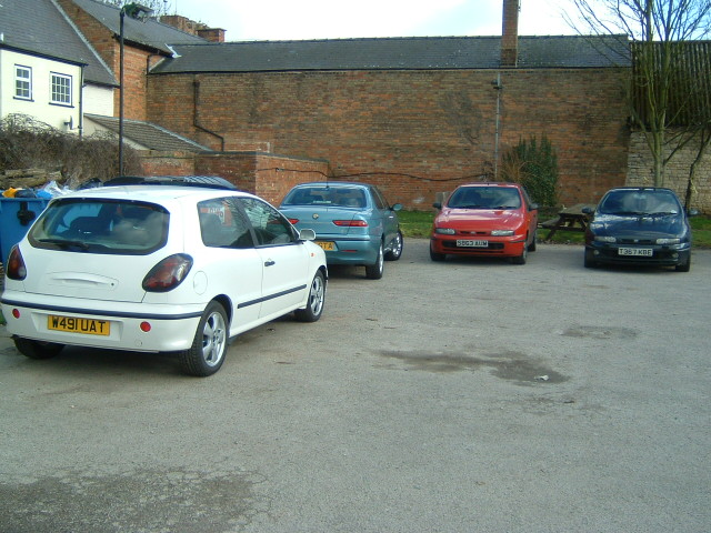 Image 36 of 49  -  121 kB